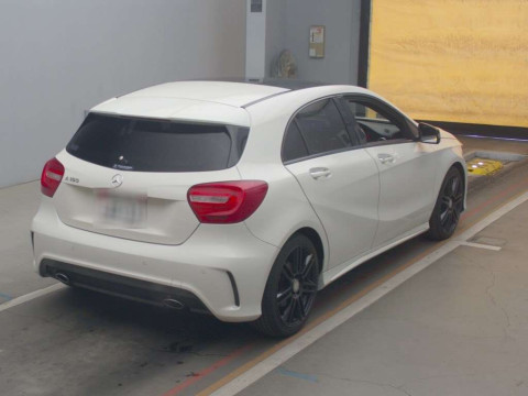 2015 Mercedes Benz A-Class 176042[1]