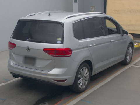 2018 Volkswagen Golf Touran 1TCZD[1]