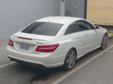 2010 Mercedes Benz E-Class 207356[1]