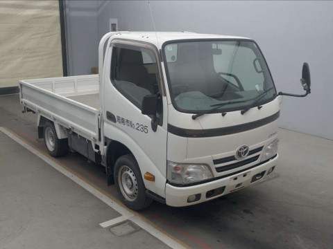 2016 Toyota Dyna Truck TRY220[2]