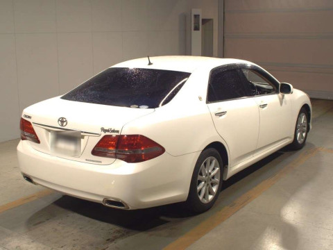 2008 Toyota Crown GRS202[1]