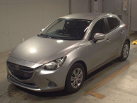 2016 Mazda Demio