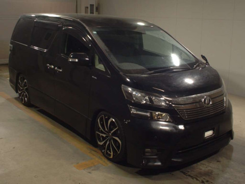 2013 Toyota Vellfire GGH20W[2]