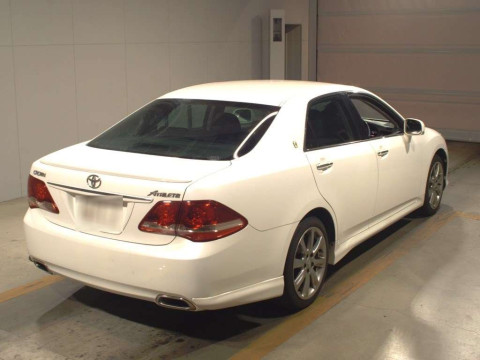 2008 Toyota Crown GRS200[1]