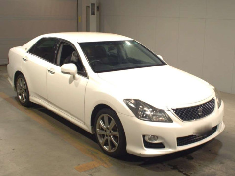 2008 Toyota Crown GRS200[2]