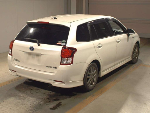 2014 Toyota Corolla Fielder NKE165G[1]