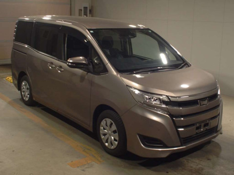 2020 Toyota Noah ZRR80G[2]