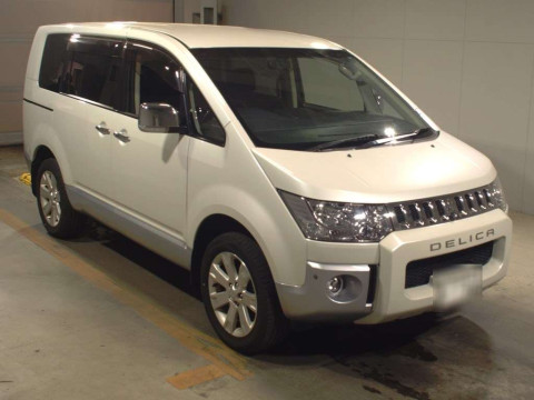 2015 Mitsubishi Delica D5 CV1W[2]