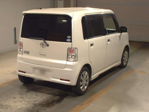 2012 Toyota Pixis Space L575A[1]