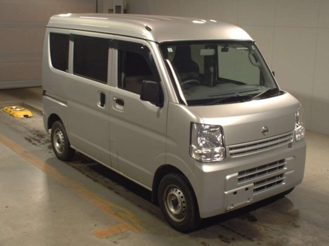 2020 Nissan NV100 Clipper DR17V[2]