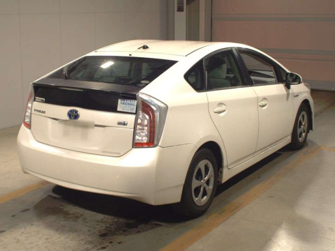 2012 Toyota Prius ZVW30[1]