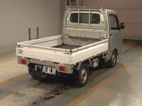 2016 Suzuki Carry Truck DA16T[1]