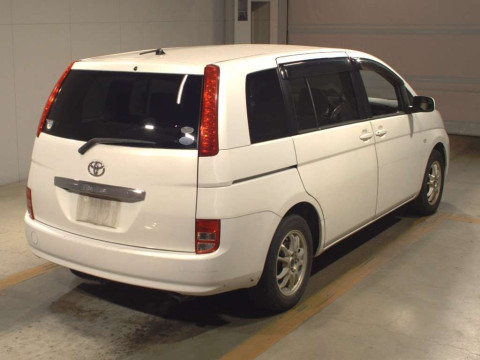 2006 Toyota Isis ZNM10G[1]