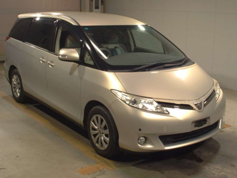 2011 Toyota Estima ACR50W[2]