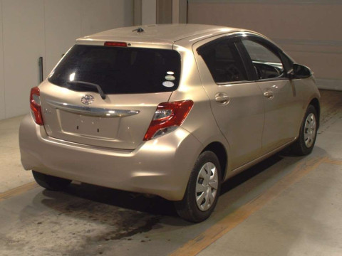 2016 Toyota Vitz KSP130[1]