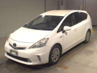 2013 Toyota Prius alpha