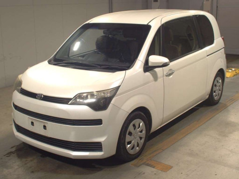 2013 Toyota Spade NCP141[0]