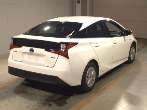 2020 Toyota Prius ZVW51[1]