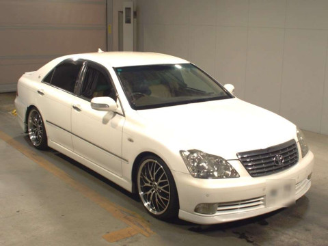 2006 Toyota Crown GRS182[2]