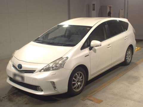 2014 Toyota Prius alpha ZVW41W[0]