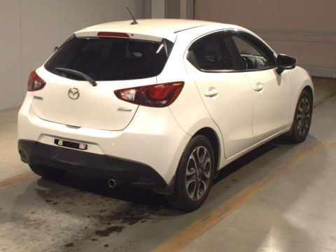 2015 Mazda Demio DJ5FS[1]