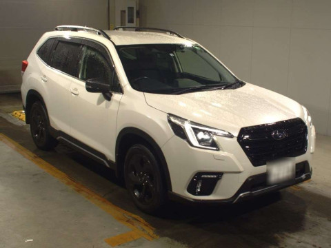 2022 Subaru Forester SK5[2]