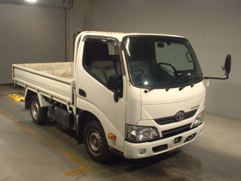 2018 Toyota Toyoace Truck TRY220[2]