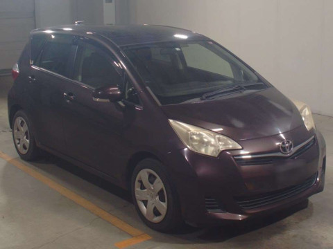 2012 Toyota Ractis NCP120[2]