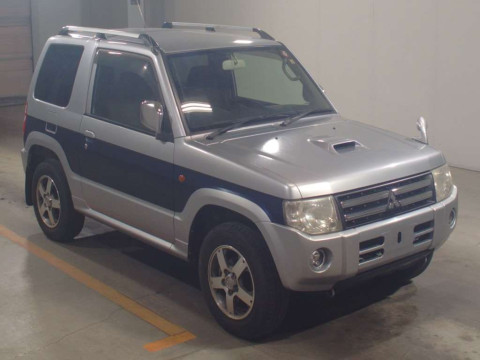 2012 Mitsubishi Pajero Mini H58A[2]