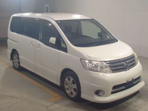 2010 Nissan Serena CC25[2]