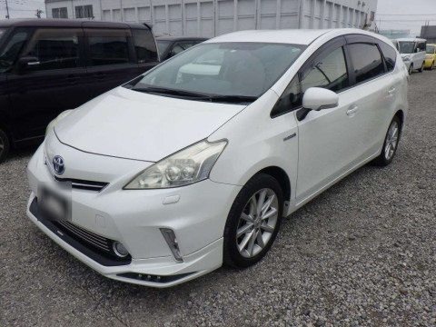 2014 Toyota Prius alpha ZVW40W[0]