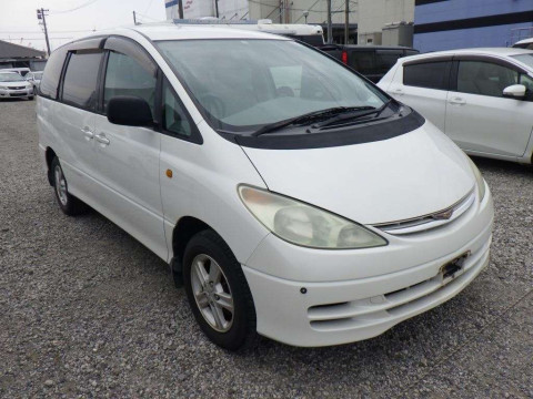 2001 Toyota Estima MCR30W[2]