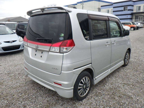 2012 Suzuki Solio MA15S[1]