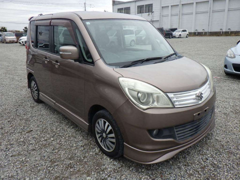 2011 Suzuki Solio MA15S[2]