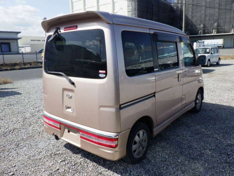 2005 Daihatsu Atrai Wagon S320G[1]