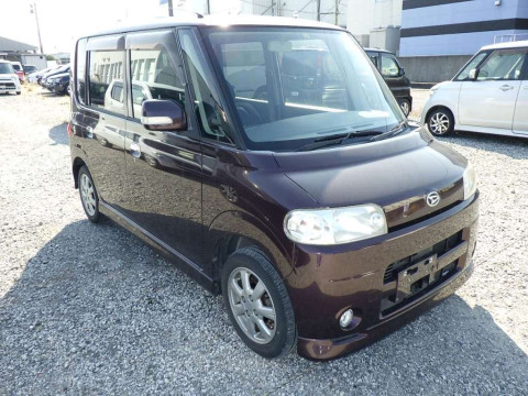 2007 Daihatsu Tanto L350S[2]