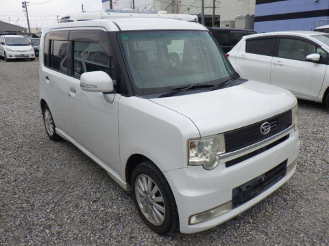 2010 Daihatsu Move Conte Custom L575S[2]