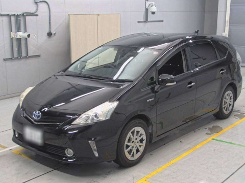 2014 Toyota Prius alpha ZVW41W[0]