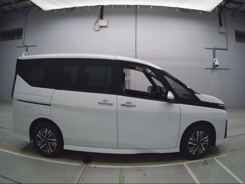 2024 Nissan Serena FC28[2]