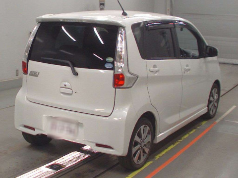 2014 Mitsubishi ek Custom B11W[1]