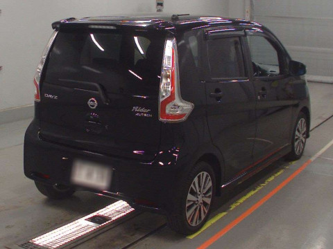 2015 Nissan DAYZ B21W[1]