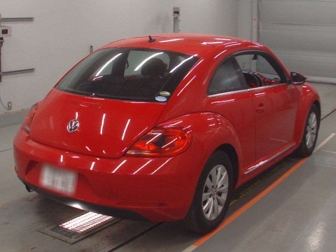 2015 Volkswagen Beetle 16CBZ[1]