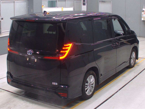 2023 Toyota Noah ZWR90W[1]