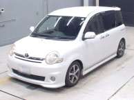 2009 Toyota Sienta