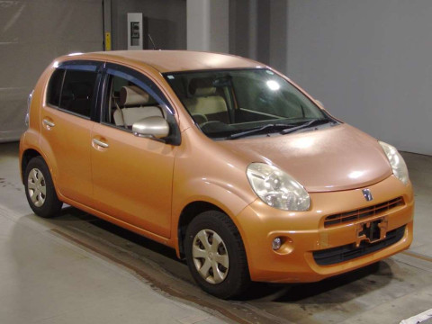 2012 Toyota Passo KGC30[2]