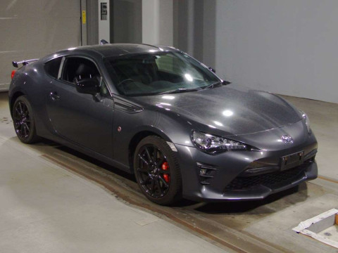 2020 Toyota 86 ZN6[2]