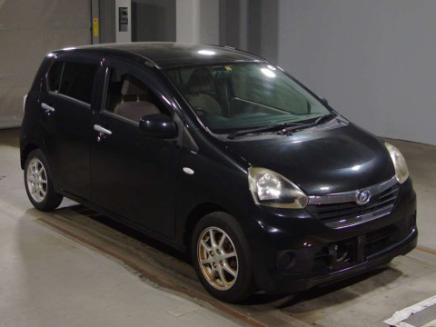 2014 Daihatsu Mira es LA300S[2]