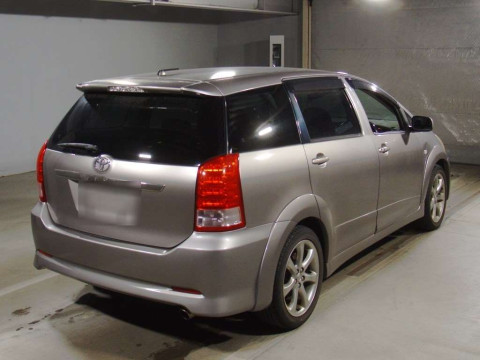 2005 Toyota Wish ANE11W[1]