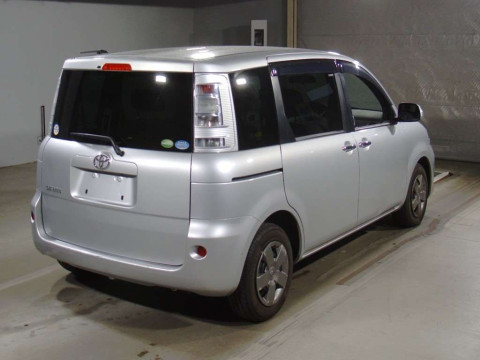 2012 Toyota Sienta NCP81G[1]