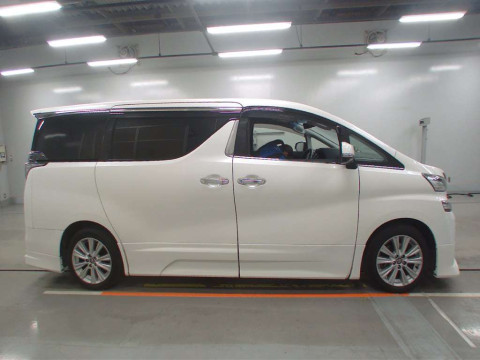 2015 Toyota Vellfire AGH30W[2]